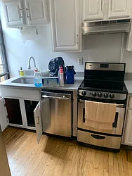 Rented by CITY SKYLINE REALTY INC