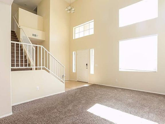 4th image of 39820 Saint Honore Dr