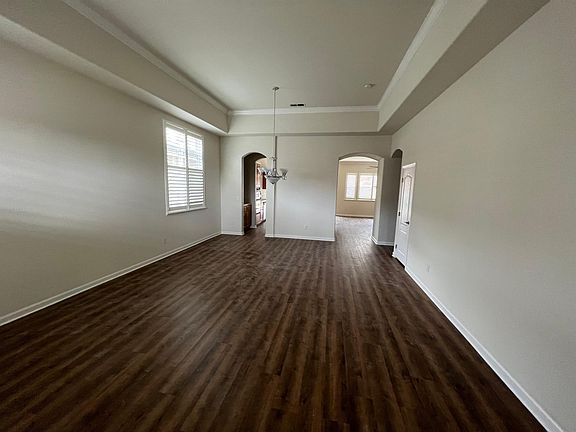 3rd image of 433 Renpoint Ct