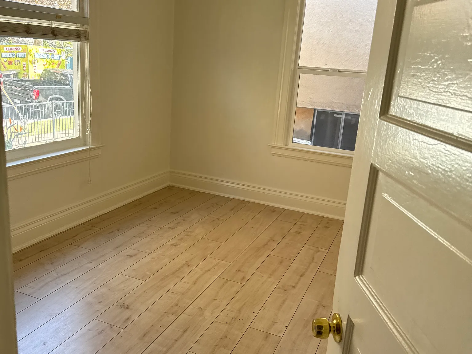 2 bed, 800 sqft, $2,600 — Photo 4