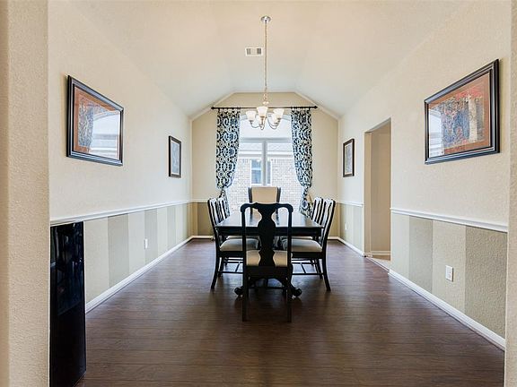 5th image of 19006 Filmont Ct