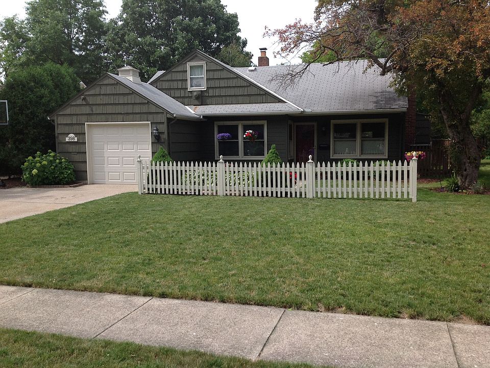1st image of 398 Crescent Dr