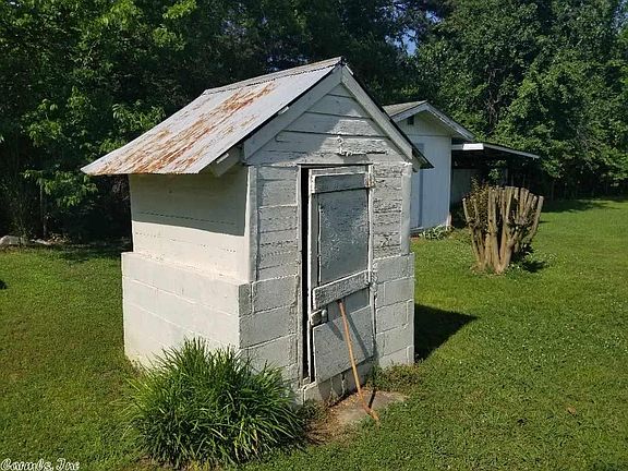5th image of 500 Chrisp Ave