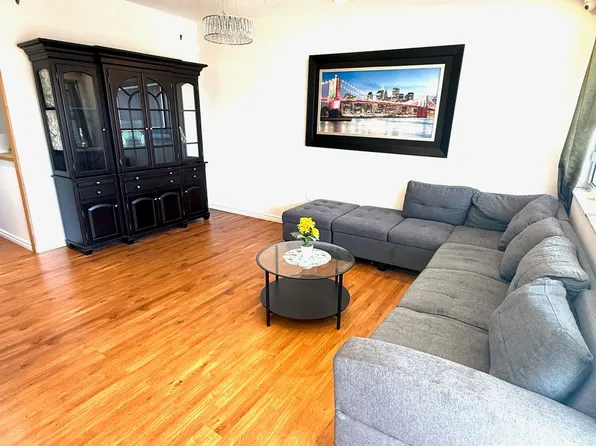 4064 Lawrence Ave E #602, Toronto, ON M1E 4V6