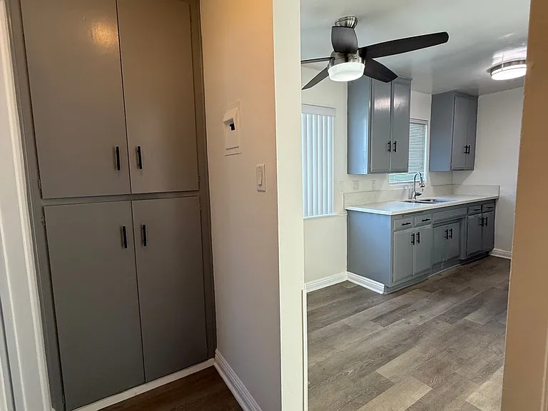 220 Alabama St #E — Photo 20