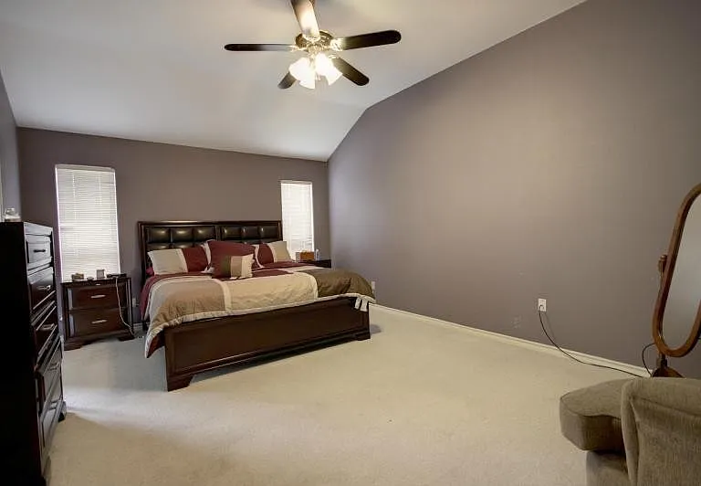 4510 Silver Hollow Dr — Photo 5