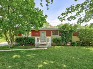 4950 Clunie St, Saginaw, MI 48638