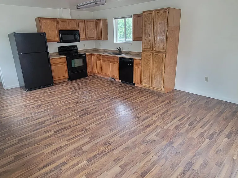OPEN KITCHEN/LIVING ROOM