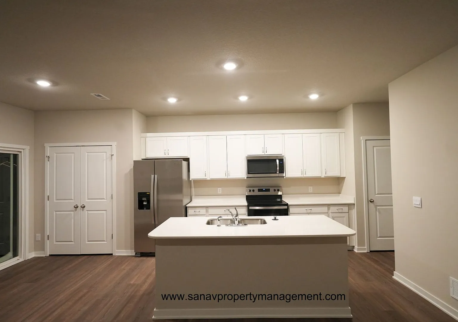 Ankeny Townhome Amenities included!! On slab!! — Photo 4