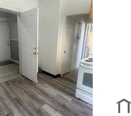 1st image of 240 William St
