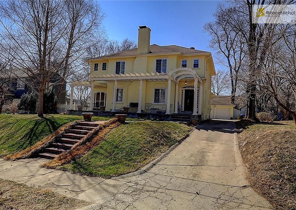 1st image of 7412 Mercier St
