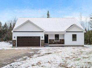 8 William Knight Rd, Windham, ME 04062