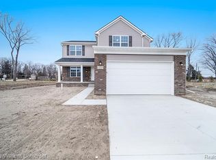 12225 Lincolnshire Dr, Sterling Heights, MI 48312