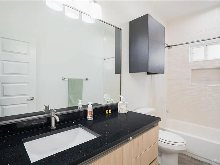 12509 N 40th St #1 — Photo 7