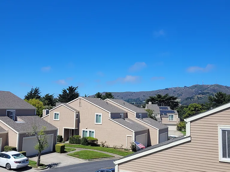 284 Crown Cir — Photo 5