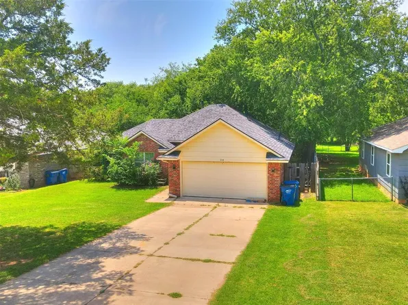 206 S 7th St, Noble, OK 73068