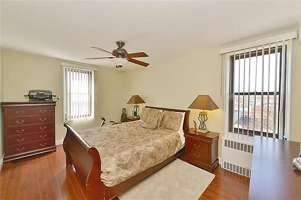 Sold by RES New York | media 12