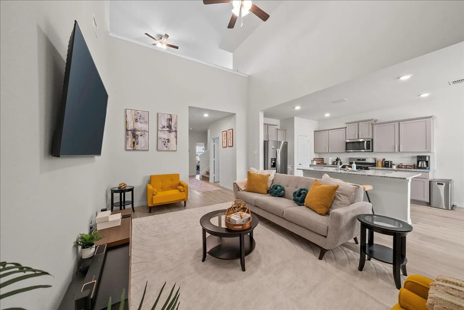 4 bed, 3.0 bath, $4,748 — Photo 1