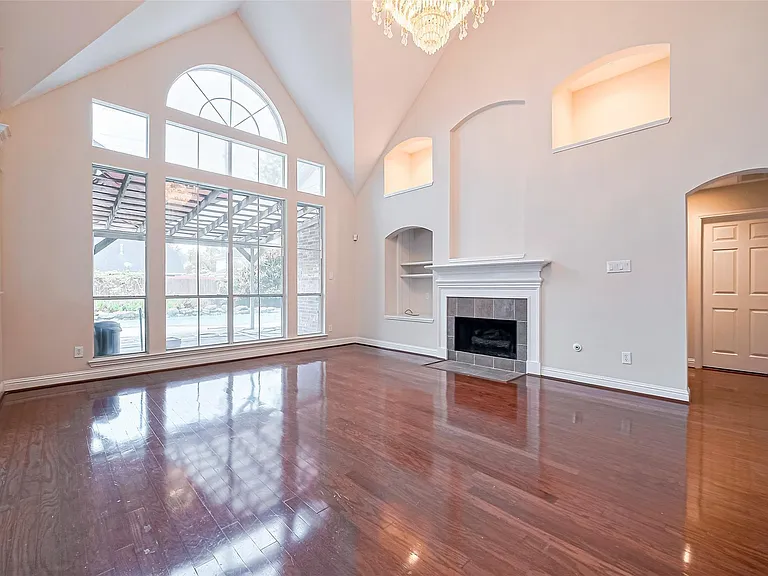 5547 Cranston Ct — Photo 6