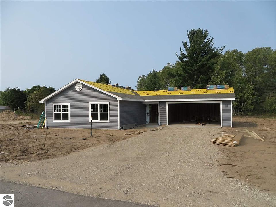 1st image of 4920 Lark Dr