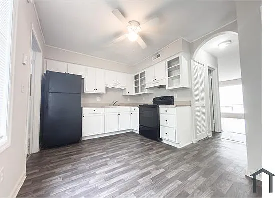 120 Langley Dr #C — Photo 1