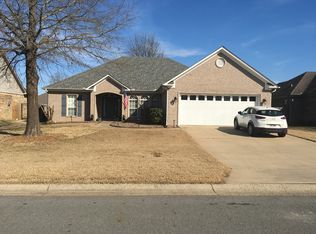 1320 Stone Crest Dr, Conway, AR 72034