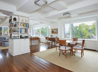 1 Beekman Pl, New York, NY 10022
