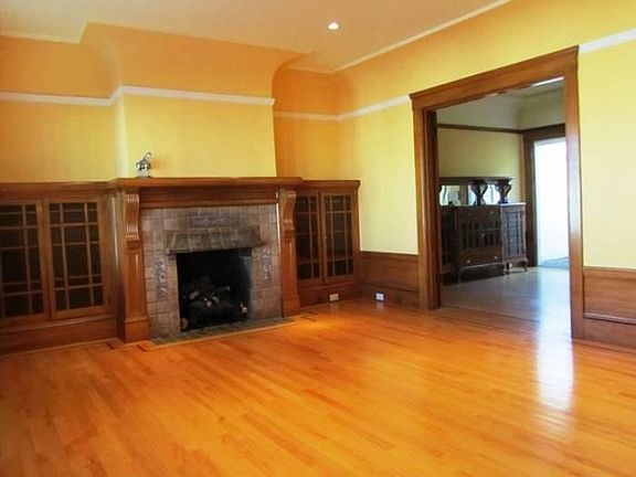 Living room to dinning