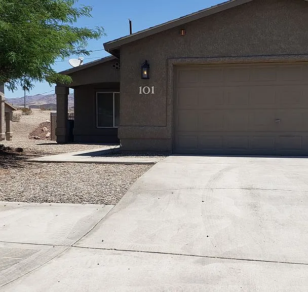 1336 Vaquero Dr #102 — Photo 1