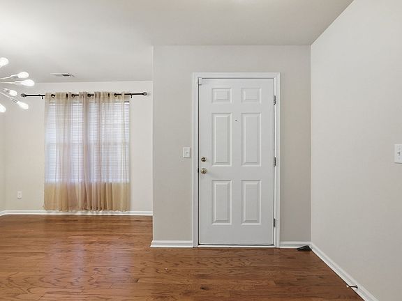4th image of 7530 Fowler Springs Ln