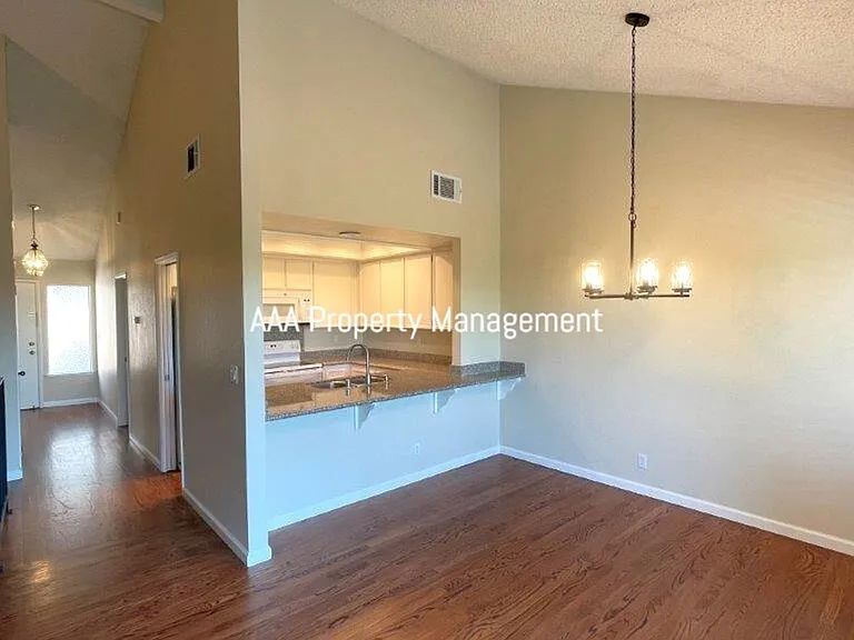 4370 Eagle Peak Rd #D — Photo 6