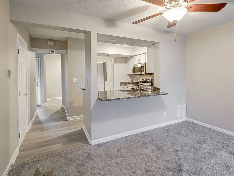 Mannington Place — Photo 6