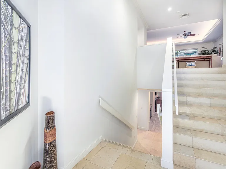 Hoolei Cir S — Photo 9
