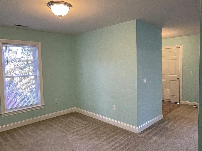 62 Branning St #B — Photo 6
