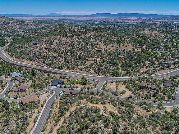 4th image of 2193 Le Loup Dr