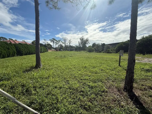 5740 NW 72 Way, Parkland, FL 33067