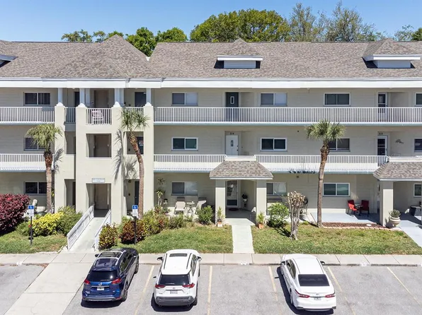 2210 Utopian Dr E APT 314, Clearwater, FL 33763