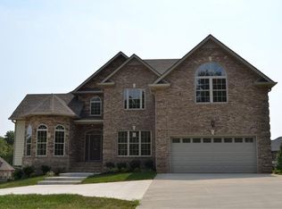 104 Roanoke Sta, Clarksville, TN 37043
