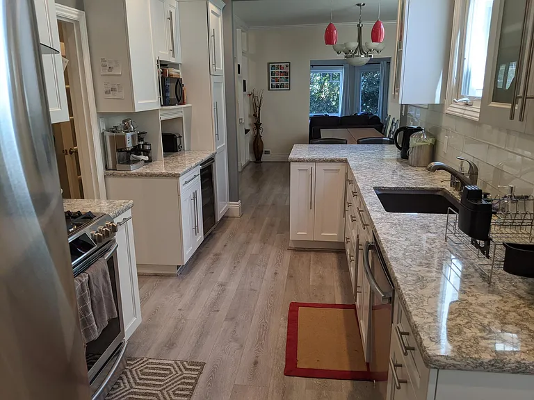 1901 9th Ave — Photo 3