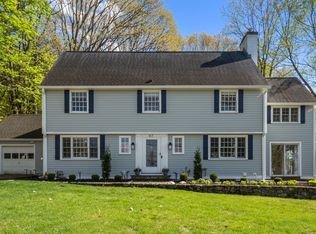 47 Indian Head Rd, Framingham, MA 01701