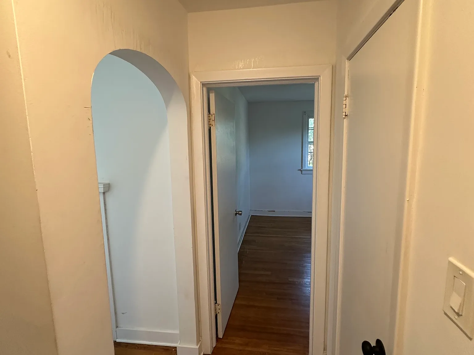 3 bed, 1.5 bath, 1550 sqft, $2,300 — Photo 1