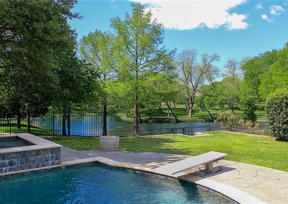 1st image of 3529 Twin Lakes Way