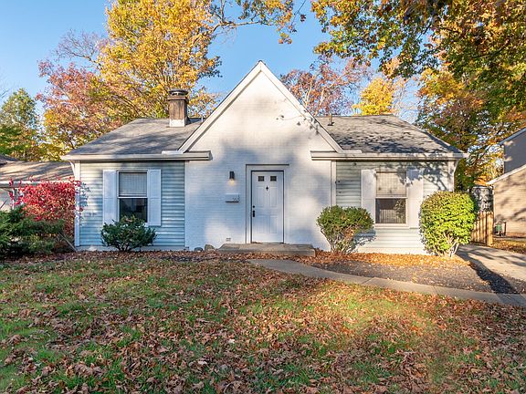 3rd image of 582 Forestview Rd