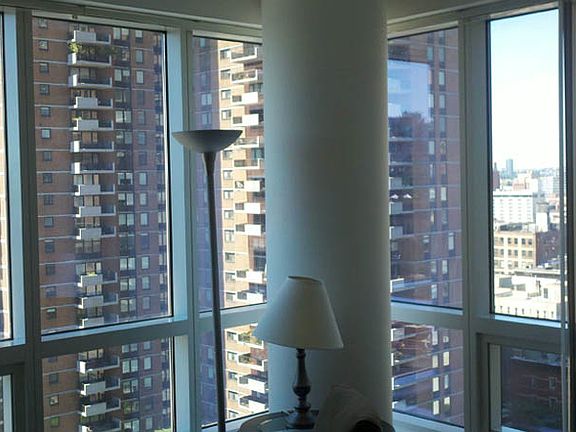 5th image of 350 W 42nd St APT 16B