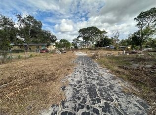 8335 Nault RD, NORTH FORT MYERS, FL 33917