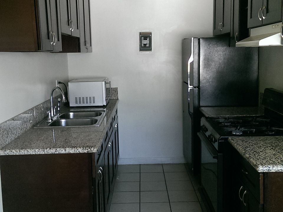 1st image of 122 N Commonwealth Ave APT 306