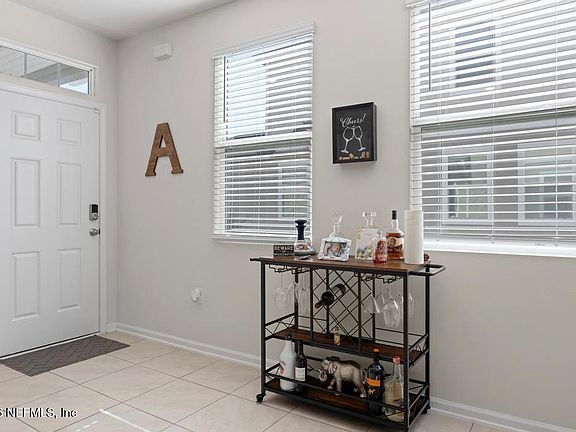 5th image of 158 REDBUD Road