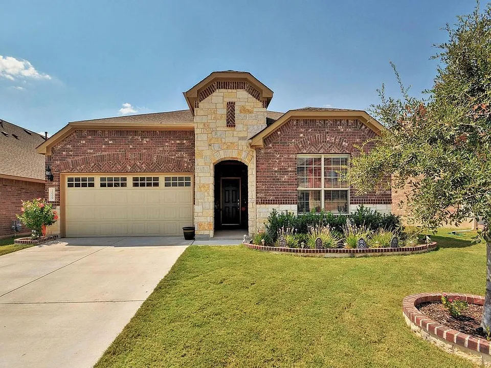 2009 Mary Ella Dr
