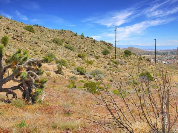 56363 Eagles Nest, Yucca Valley, CA 92284