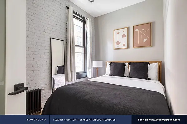 Rented by The Blueground | media 25